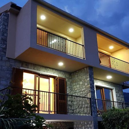 Loft Infinity Apartman Petrovac Kültér fotó